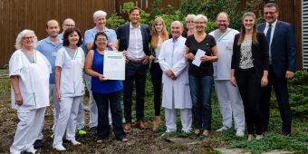 Teamfoto mit Prof. Herborn