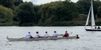 Bild: Ruderboot auf der Alster