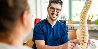 Patientengespräch in der Ortho- und Unfallchirurgie