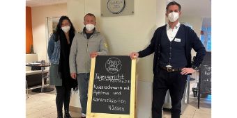 Klinikmanager Felix Sasse, Daniel Kamseder und Stefanie Fritsch